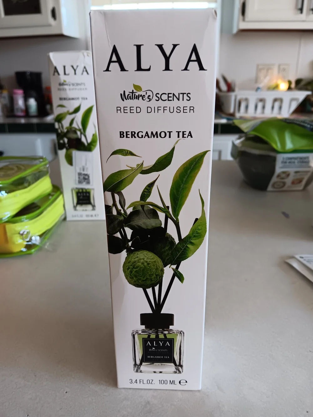 ALYA Bergamot Tea Reed Diffuser With Sticks.